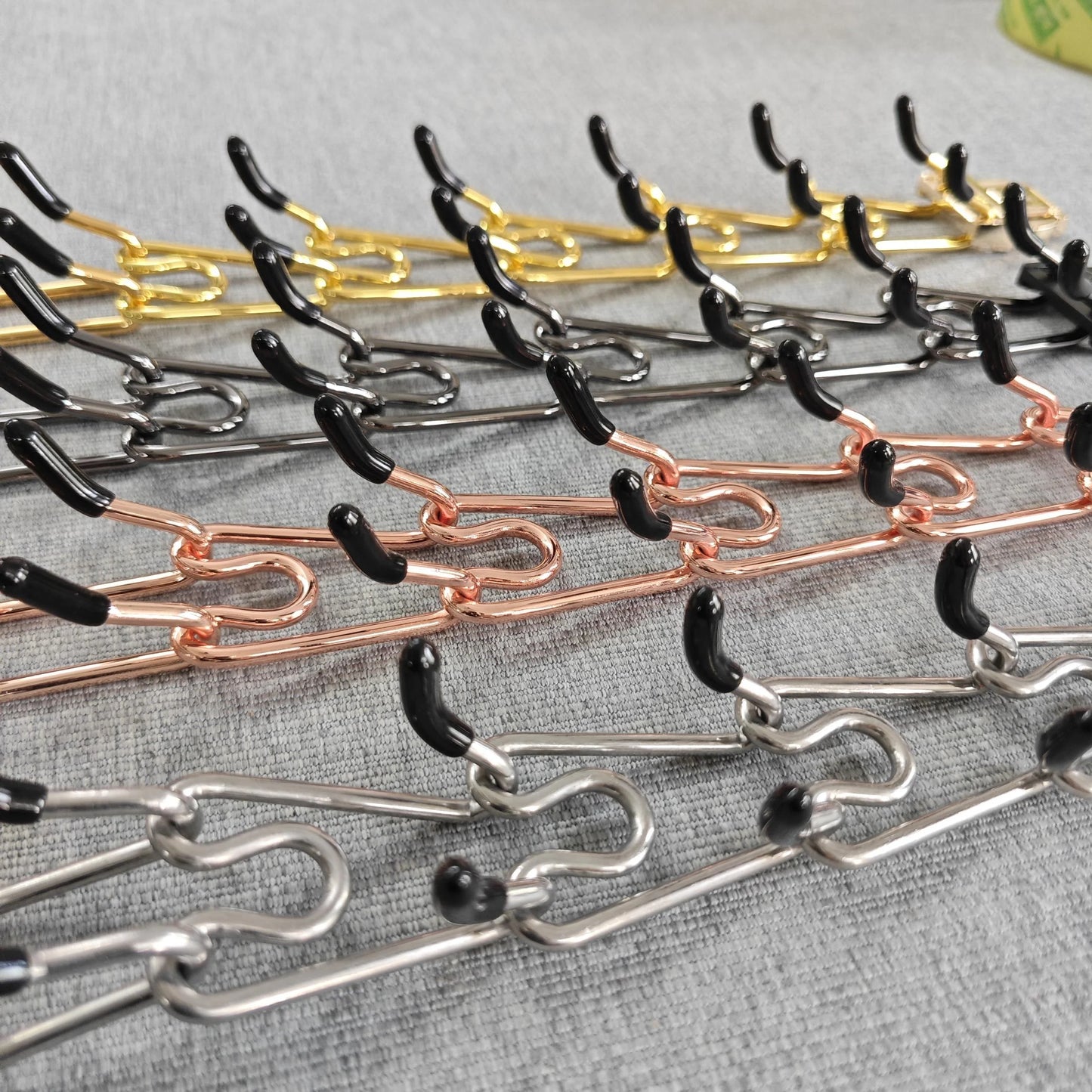 Pet Training Collars Stainless Steel Choke Chain Rose Gold Prong Collar, Pinch Dog Collar with Quick Release Buckle for Dogs